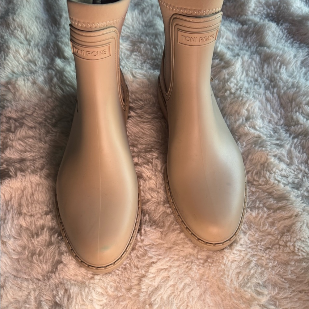 Toni Pons Cream Ankle Rain Boots size 40 - Picture 2 of 5